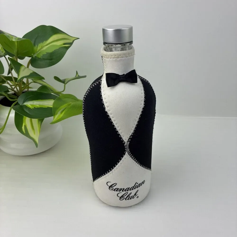 Vintage CANADIAN CLUB Whiskey Tuxedo Bottle Cover Skin CC Neoprene Zip Rare